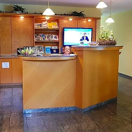 & Restaurant Fricke Szálloda 3*